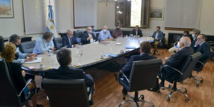 Finalmente el gobierno levantó todas las restricciones sobre el mercado de maíz