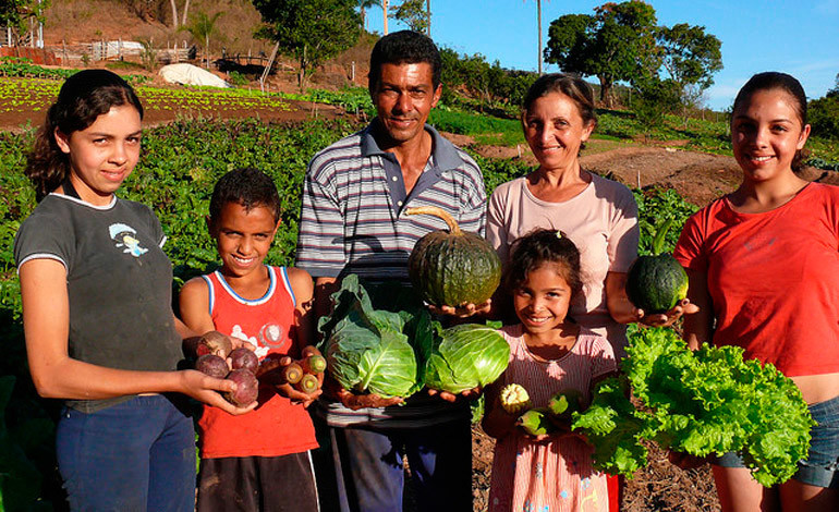 Agricultura familiar: la Federación Agraria Argentina y la FAO se unen en una plataforma de conocimientos para pequeños productores
