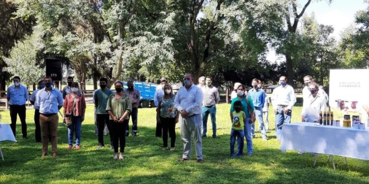 En Trancas se hizo entrega de los beneficios para fortalecer la actividad ovina y caprina