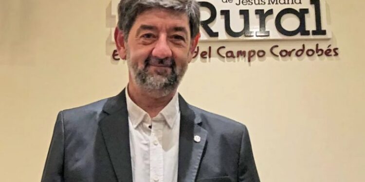 Por la desaparición de 3.530 cabezas bovinas, piden la captura internacional del ex presidente de la Sociedad Rural de Jesús María