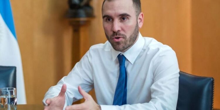 El Ministro de Economía habló sobre la situación del campo y las exportaciones
