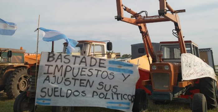 Enojo de productores autoconvocados por las recientes medidas del gobierno y la falta de accionar de la Mesa de Enlace