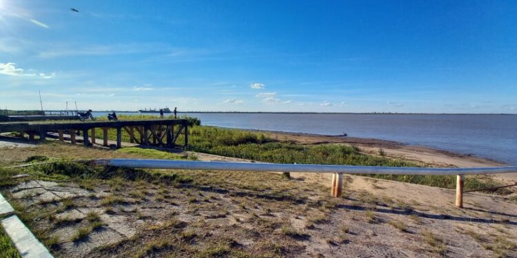 Argentina declaró la emergencia hídrica por el bajo nivel del río Paraná