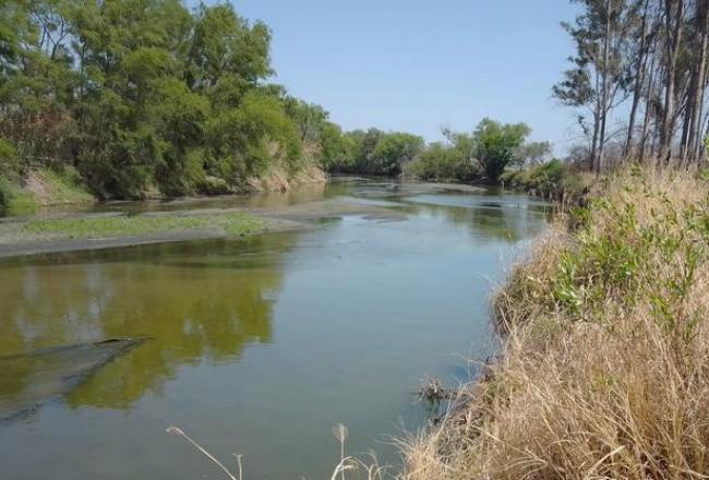 Todo el peso de la ley caerá sobre la empresa que tiró efluentes cloacales en el río Gastona