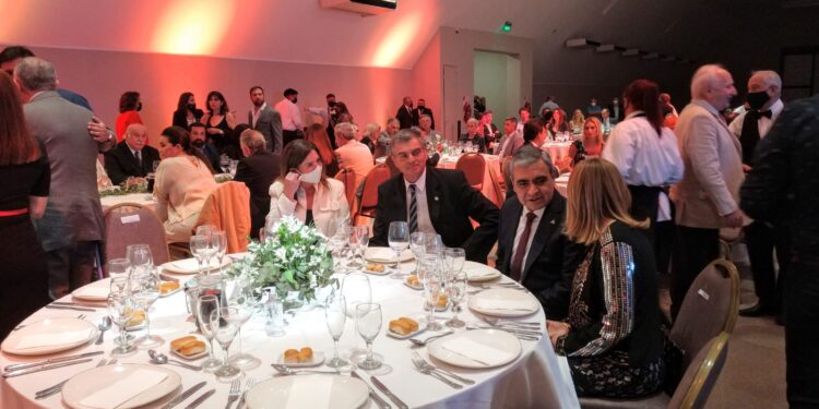 Con un emotivo y duro mensaje de su presidente, la Rural de Tucumán llevó a cabo la tradicional cena de apertura de la Expo