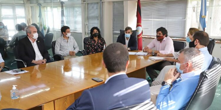 Acordaron la creación de la Mesa Regional de Producción Azucarera