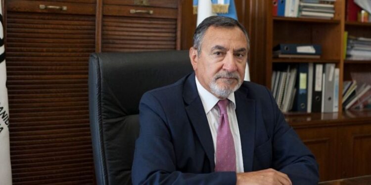 «Me siento decepcionado», dijo Carlos Paz en su salida del Senasa