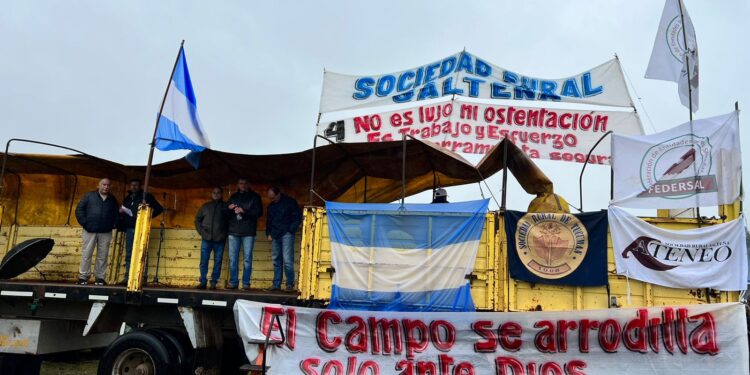Fuertes testimonios de productores y dirigentes hartos de la situación que vive el campo