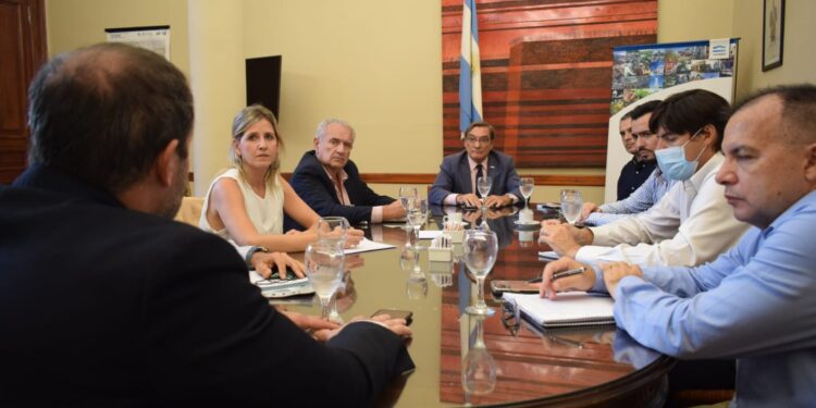 ACNOA y el gobierno provincial se reúnen para tratar la provisión de gas