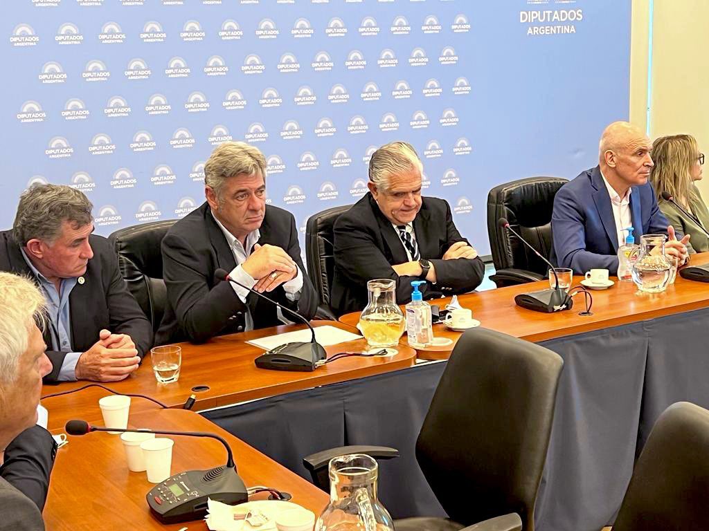 ¿Qué dijeron los diputados en la reunión con la Mesa de Enlace?