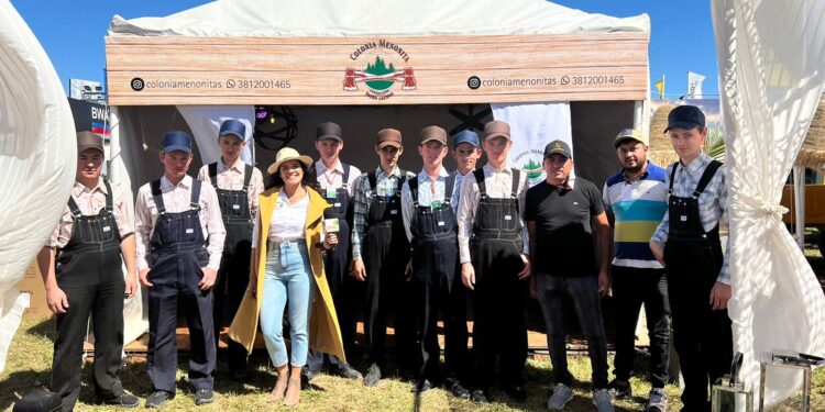 La colonia menonita estuvo presente en Expo Apronor