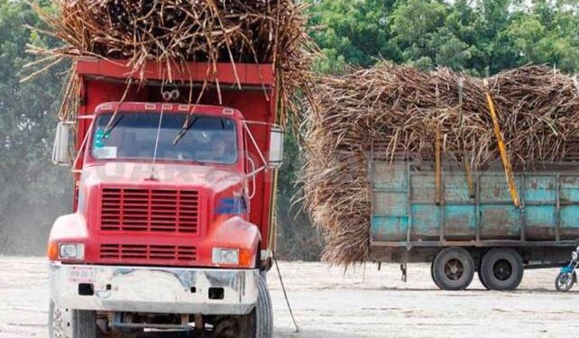 Jaldo y Reinoso anuncian que se levanta el paro para los camiones de caña