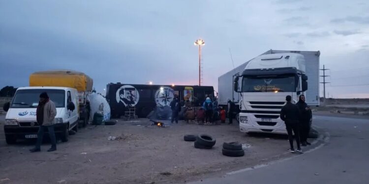 Comenzó la medida de fuerza de los transportistas
