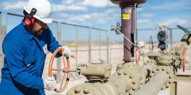 Industriales trabajan para que no falte el gas en Tucumán