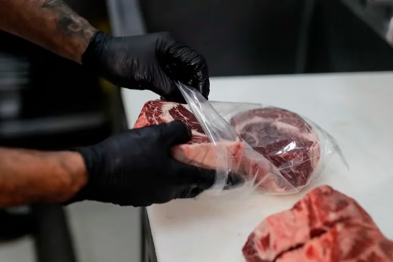El precio de la carne seguiría ayudando a desacelerar la inflación hasta diciembre