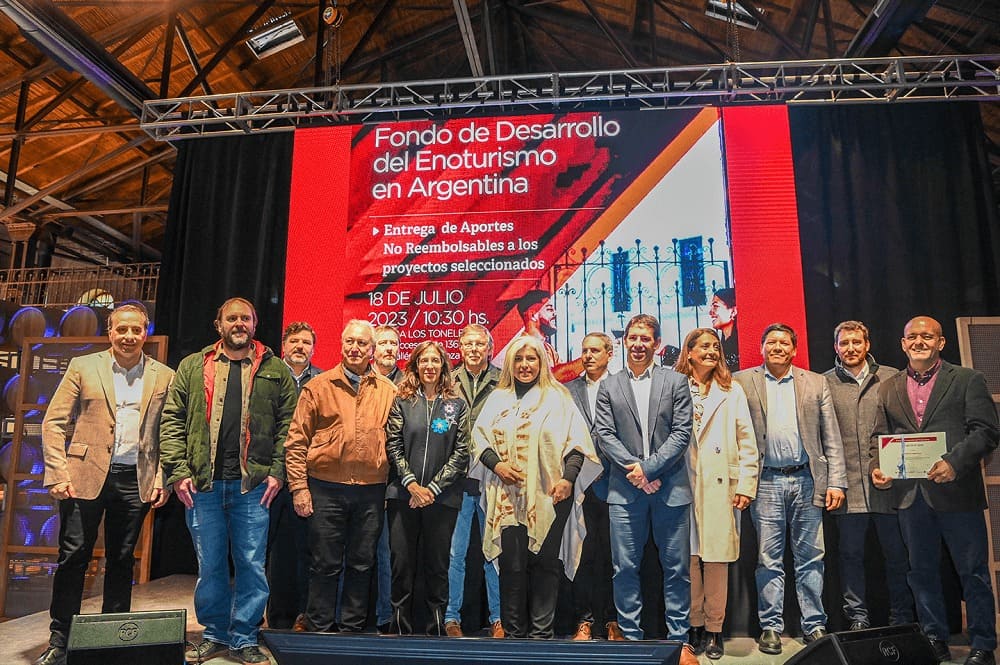 Bahillo: “Nosotros apostamos por la producción; otros quieren matarla, dolarizando”