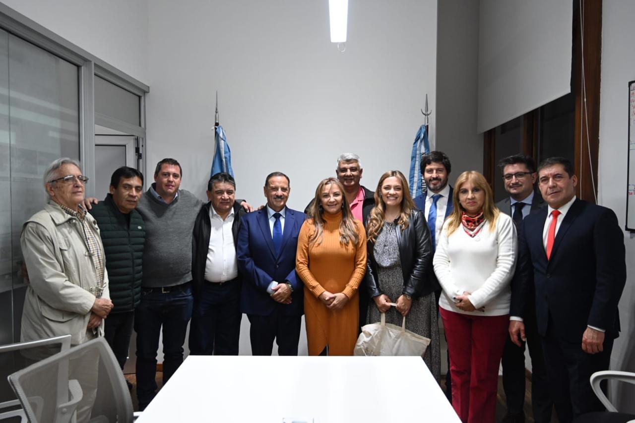 José Voytenco y el gobernador de La Rioja firmaron un convenio para mejorar condiciones laborales en el sector rural