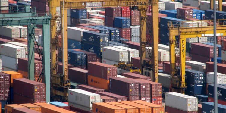 La Federación de Exportadores expresó su preocupación ante la nueva medida contra las importaciones