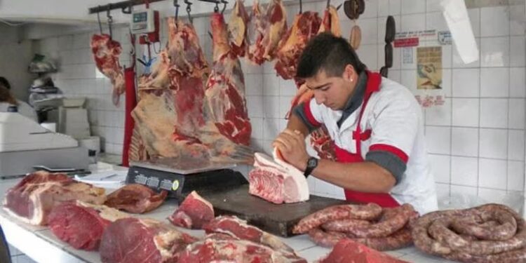 Saltó el precio de la carne: por qué el “dólar maíz” impulsó aumentos de hasta 20% en las carnicerías