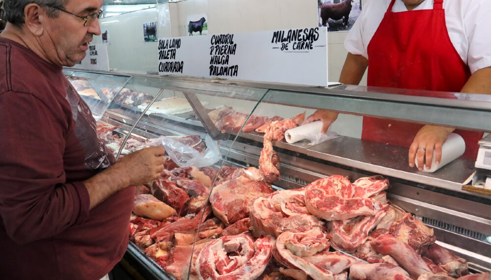 Carne: “El ‘dólar maíz’ se convirtió en un castigo para los consumidores”