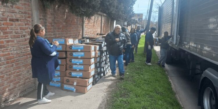 Acción solidaria: carne bovina decomisada por Aduana va a los comedores de Cáritas