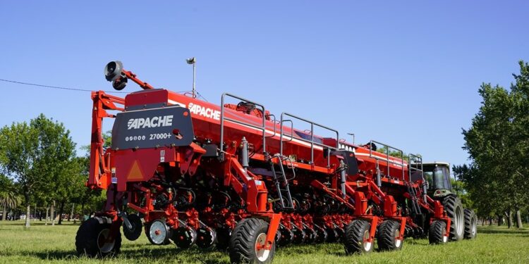 Sembradora 27000 de Apache: la tecnología e innovación que tu campo necesita