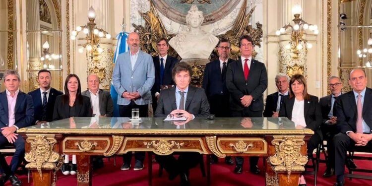 Milei presentó el decreto de “desregulación”: Cuáles las leyes vinculadas al agro que serán derogadas o modificadas?
