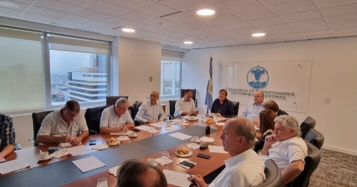 Frigoríficos argentinos le dan más relevancia a la liberación de cupos que las retenciones