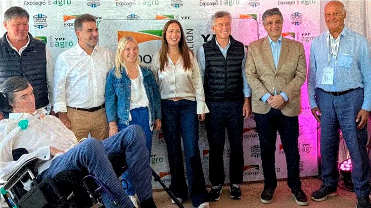 “Hay que insistir con la baja de las retenciones», dijo Macri