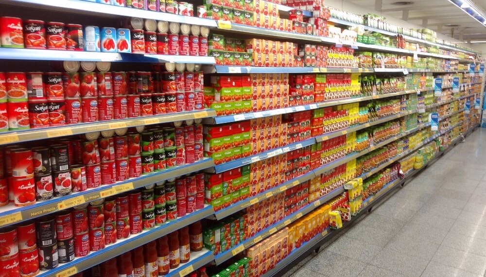 El gobierno anunció que liberará las importaciones de alimentos para contener la inflación