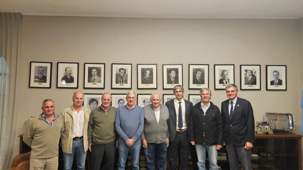 Hubo cambio de mando en la Sociedad Rural de Tucumán: asumió José Frías Silva (h)