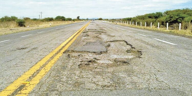 Indignación en los transportistas por suba del 200% en los peajes: “el 46,6% de las rutas está en mal estado”
