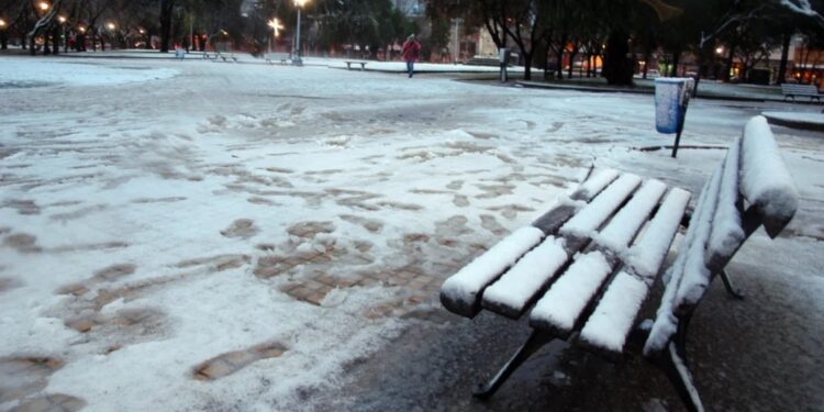 ¿Se viene la nieve? Qué se espera del tiempo para los próximos días