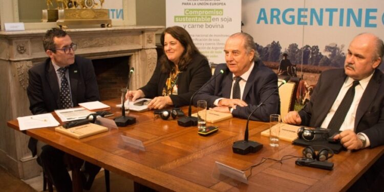 Argentina presentó carne vacuna libre de deforestación ante Unión Europea