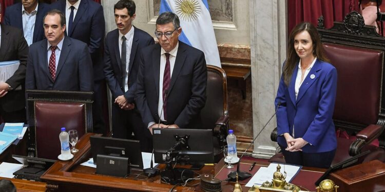 Se aprobó el paquete fiscal, pero hubo rechazos en Bienes Personales e Impuesto a las Ganancias: vuelve a Diputados