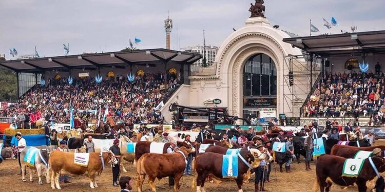 Milei irá a la Exposición Rural de Palermo en medio del planteo por las retenciones