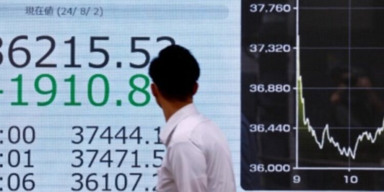 Lunes negro: se desplomaron bolsas en Asia y repercute fuerte en Europa