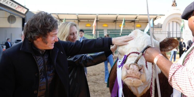 Sin discursos ni anuncios, Milei se llevó de Palermo nuevas señales de respaldo por parte del agro