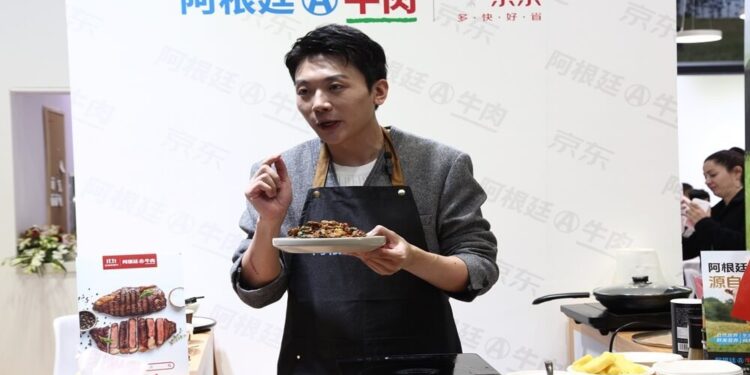 A cuidar China: los frigoríficos exportadores vuelven a Shangai para lucir la carne argentina