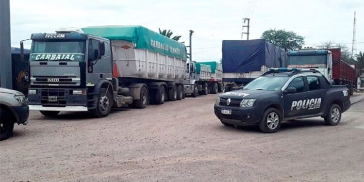 Preocupación en el NOA: desde Santiago del Estero alertan por “robos piraña” a los transportistas