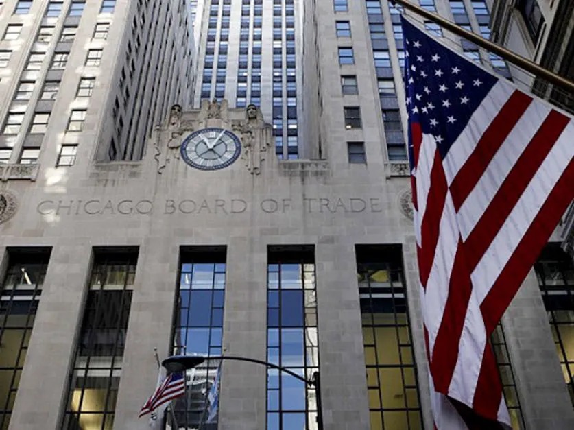 Suben los bonos argentinos y el Riesgo País cae a 872 puntos