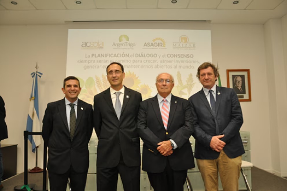 Las cuatro cadenas agrícolas propusieron un plan enfocado en la competitividad, la innovación y la sostenibilidad