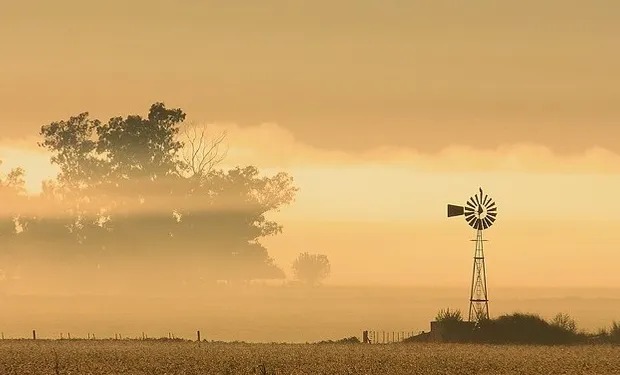 Lluvias en la región centro y luego descenso de la temperatura