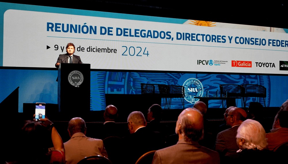 A un año de iniciar su Gobierno, Milei vuelve a prometerle al campo una pronta rebaja de retenciones