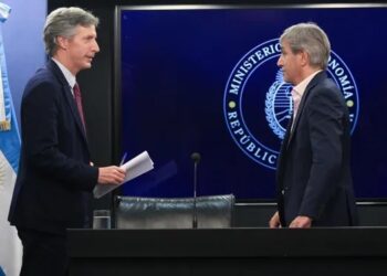 El dólar pasará a tener una devaluación del 1% mensual
