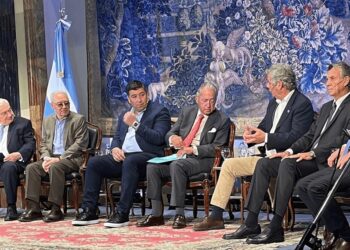 Gobernadores e intendentes bajo presión: el G6 se subió a la ola de críticas por los impuestos