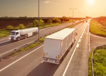 Peajes lideró el aumento de costos del transporte en 2024