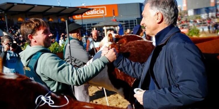Macri volvió a presionar al Gobierno por las retenciones y sumó el atraso cambiario