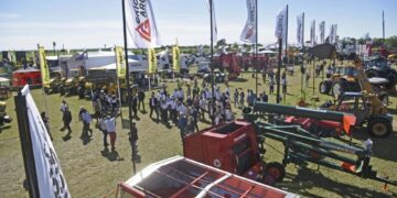 El campo aprovechó el primer día de la Expo Apronor para pedir mejoras en el transporte