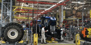 La maquinaria agrícola empuja un repunte en un indicador clave para la actividad industrial